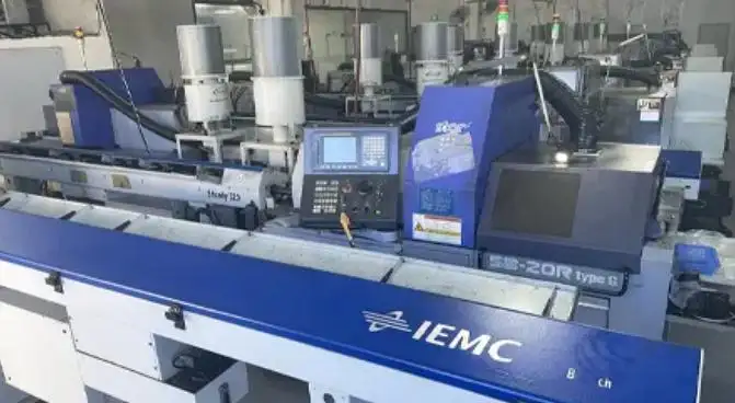 CNC-Drehmaschinen-Bearbeitung